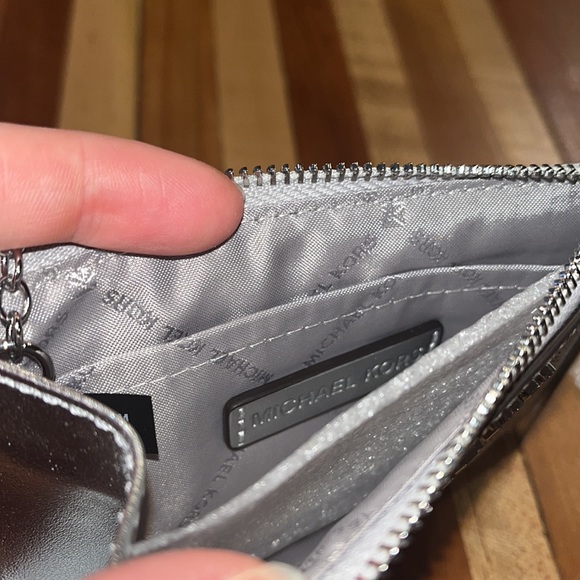 Michael Kors Small Coin Purse with Card Holder Silver - Picture 6 of 8
